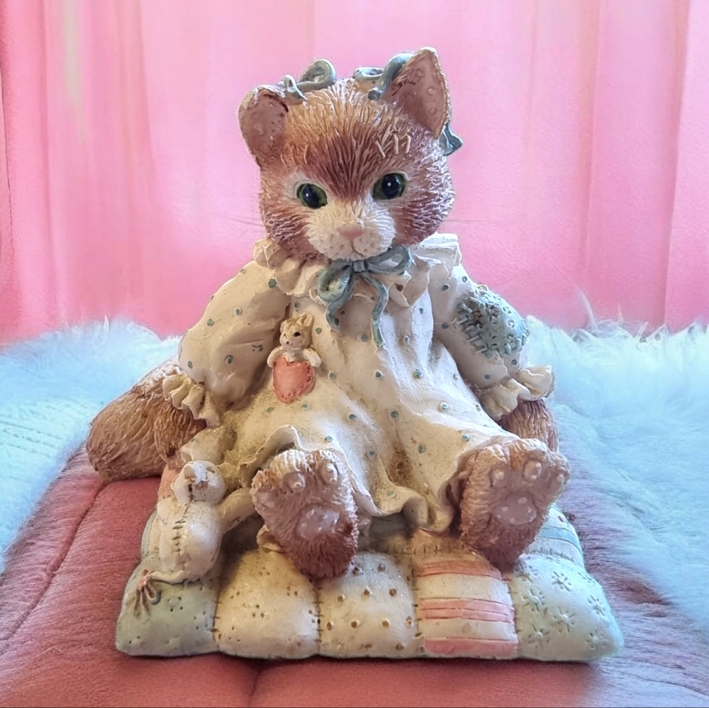Calico Kittens 'You'll Always Be Close To My Heart' 627909 Kitten On Quilt Vtg
